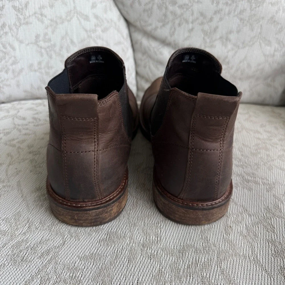 ECCO Chelsea Boots Brown Leather Pull On Minimalist Shock Point Men's EU 44 EUC